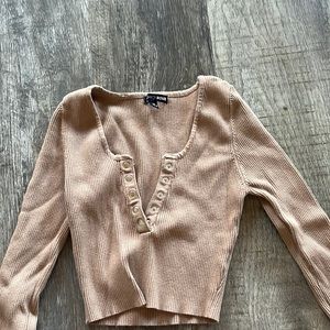 Fashion Nova Long sleeved crop top